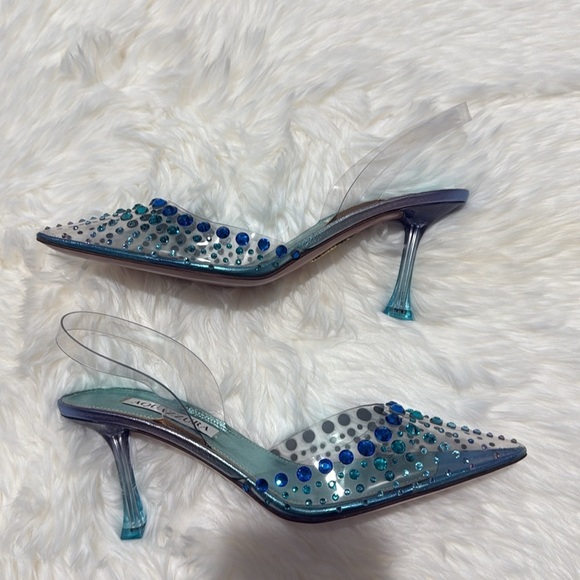 New Aquazzura starburst sling pumps
Size 36US - Picture 4 of 12